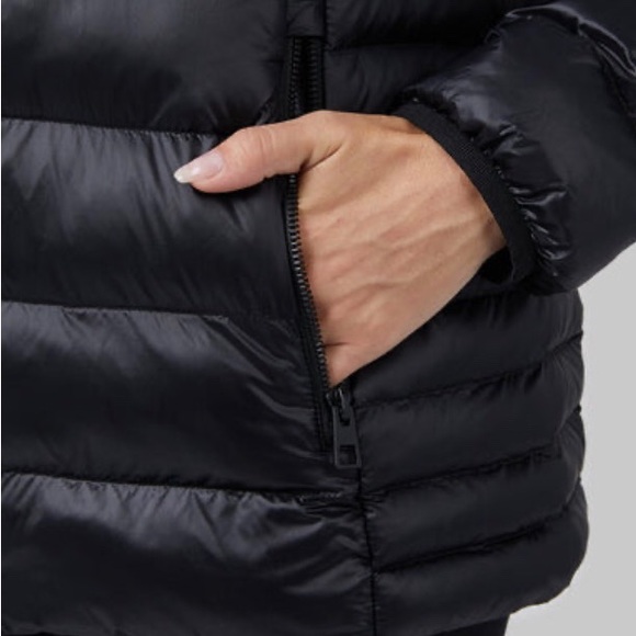 NWT! 32 Degrees Women’s shiny poly-fill hooded jacket. Size Small. - Picture 4 of 8